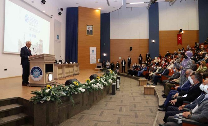 25.’si Düzenlenen Uluslararası Sanat Tarihi Sempozyumunun Açılışı Yapıldı