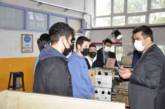 Safranbolu’da Öğrenciler Geleceğe Güçlü Hazırlanıyor