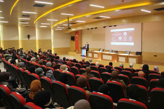 ‘Malezya, Umman Ve Türkiye’de Okullarda Din Öğretimi’ Konulu Panel Saü’de Düzenlendi