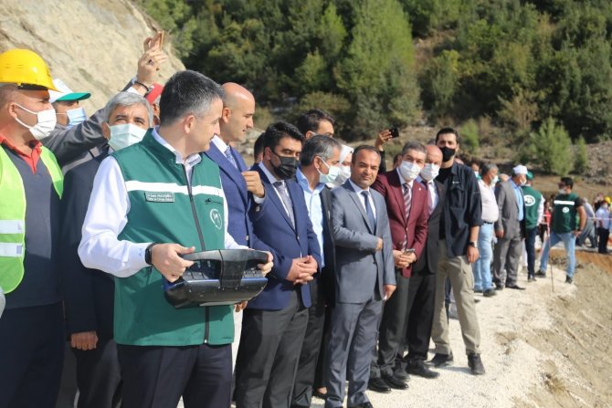 Bakan Pakdemirli: "(Pamukluk Barajı) Ekonomiye Senelik 500 Milyon Lira Katkısı Olacak, Yaklaşık 17 Bin Kişiye İstihdam Sağlayacak”