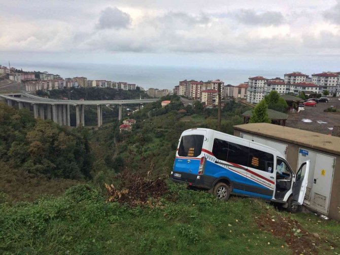 Trafoya Çarparak Durabildi