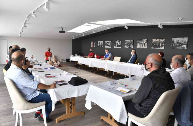 Osmangazi Personeline Kızılay’dan İlk Yardım Sertifikası