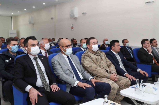 İ̇pekyolu’nda Bilgilendirme Toplantısı