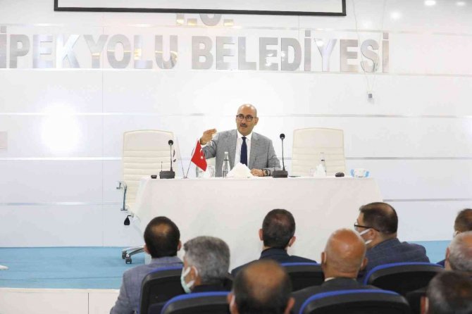 Kaymakam Ve Belediye Başkan Vekili Aydın Mahalle Muhtarlarıyla Bir Araya Geldi