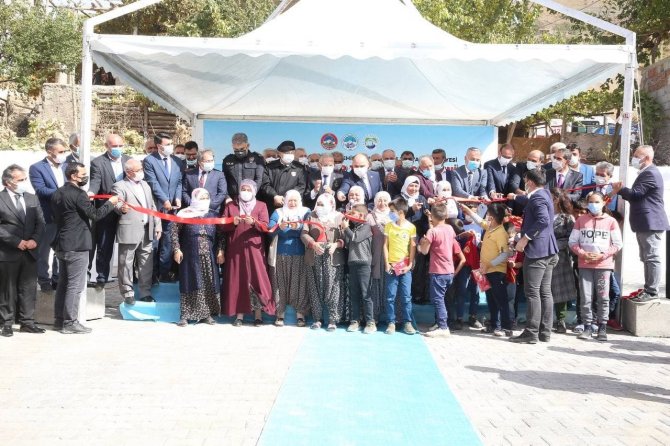 Yahyalı’da 50 Milyon Tl’lik Yatırımlar Açıldı