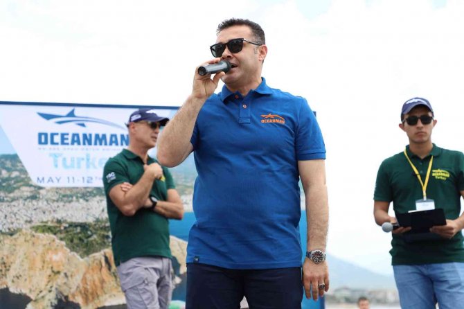Dünya’nın En Büyük Açık Su Yüzme Yarışları Serisi Oceanman Başlıyor