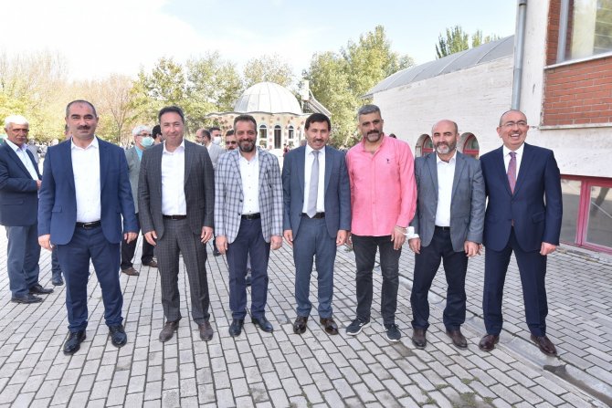 Hasan Kılca: “Hep Birlikte Şehrimizde Sevgiyi Büyütüyoruz”