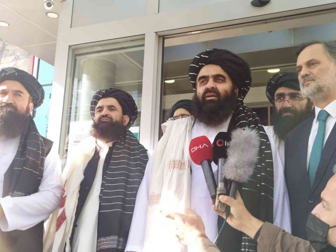Taliban Heyeti Kızılay’dan ‘İnsani Yardımların Devam Etmesini’ Talep Etti
