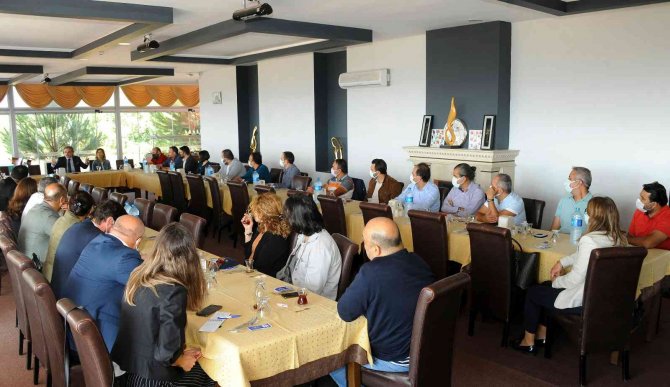 Adü Uzaktan Eğitim Birim Koordinatörleri Bir Araya Geldi