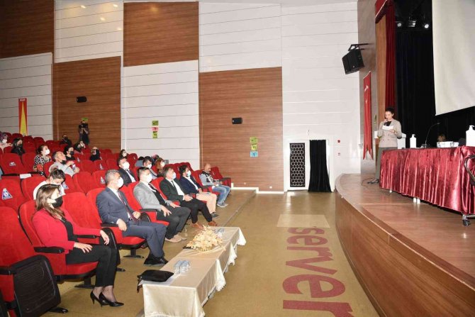 Bağımlılıkla Mücadele Bilgilendirme Toplantısı Yapıldı