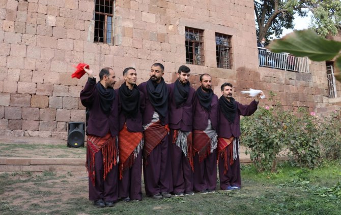 Ahlat’ta Çini Ve Seramik Yeniden Canlanıyor