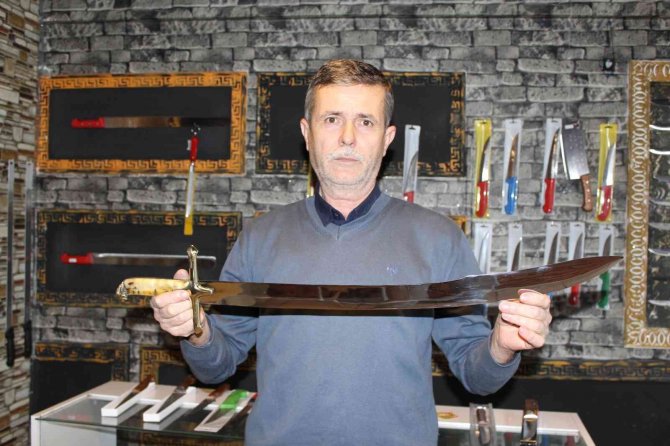 Yenilmez Kahramanların Kılıçları Böyle Yapılıyor