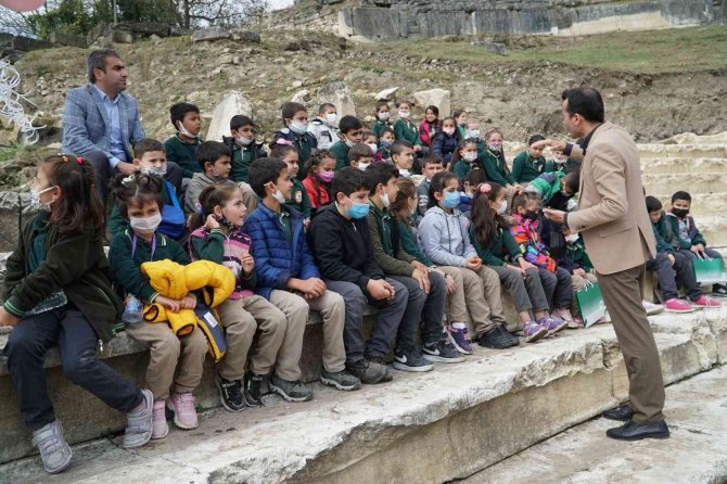 Öğrenciler Önce Sanat Sonra Tarihle Buluştular