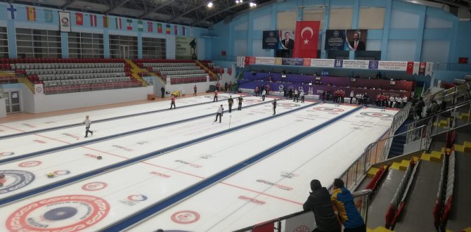 Curling 2022 Kış Olimpiyat Oyunları Ön Eleme Müsabakaları Erzurum’da Son Gününde Devam Ediyor