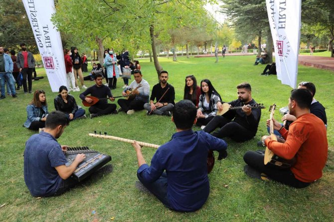 Elazığ’da Üniversite Öğrencilerine Motivasyon Konseri