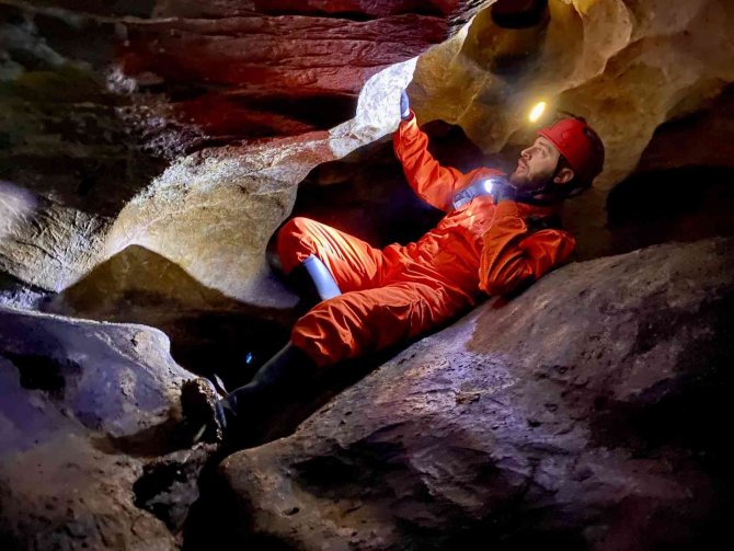 Gümüşhane Mağaralarını Kayıt Altına Alıyorlar