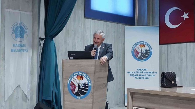 Hakkari’de "Mahremiyet Ve Dijital Bağımlılık” Eğitimi