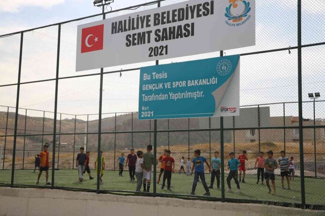Haliliye’de Semt Sahaları Gençlerin Yeni Spor Adresi