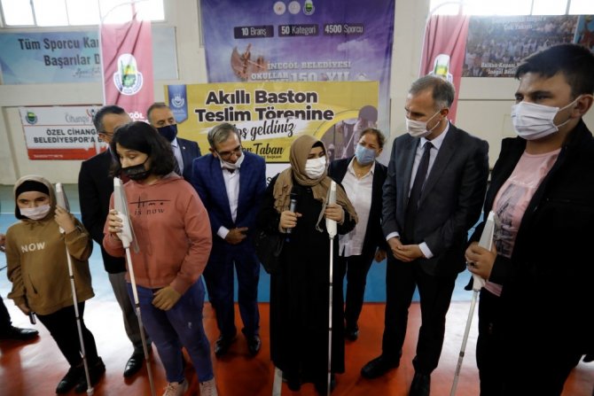 Görme Engelliler Akıllı Baston İle Özgürleşecek