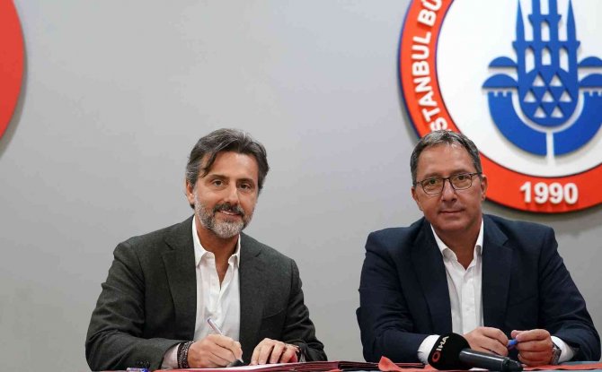 İ̇bbsk Kadın Buz Hokeyi Takımı Deniz İ̇nce’ye Emanet