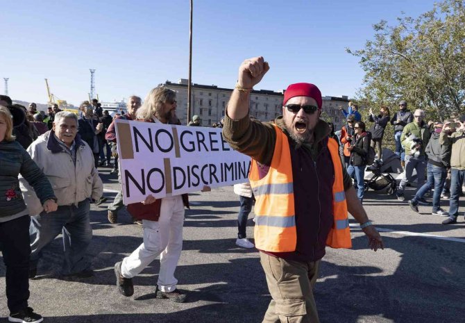 İ̇talya’da İş Yerlerinde Zorunlu Covid-19 Sertifikası Uygulaması Başladı