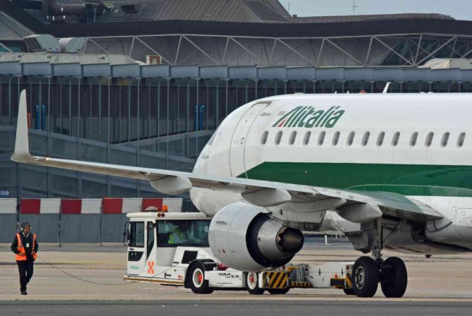 İ̇talya’nın 74 Yıllık Havayolu Firması Alitalia Faaliyetlerini Sonlandırdı
