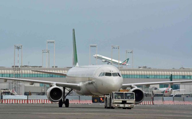 İ̇talya’nın 74 Yıllık Havayolu Firması Alitalia Faaliyetlerini Sonlandırdı