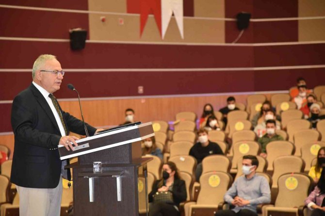 Kmü’de Spor Merkezlerine Milli Sporcuların İsimleri Verilecek