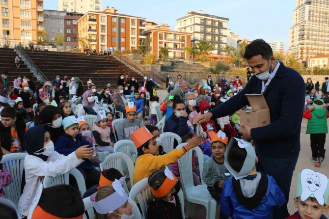 Kartallı Çocuklar İçin Eğlenceli ‘Ağız Ve Diş Sağlığı’ Etkinliği