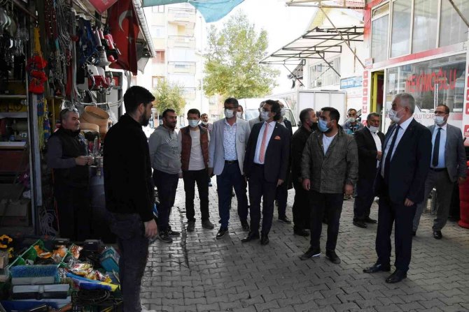 Isparta’da Köy Garajı Ve Çarşamba Pazarı Yenileniyor