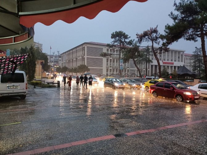 Balıkesir’de Beklenen Yağış Başladı