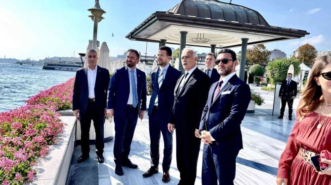 Ünal, Dei̇k Toplantısına Katıldı