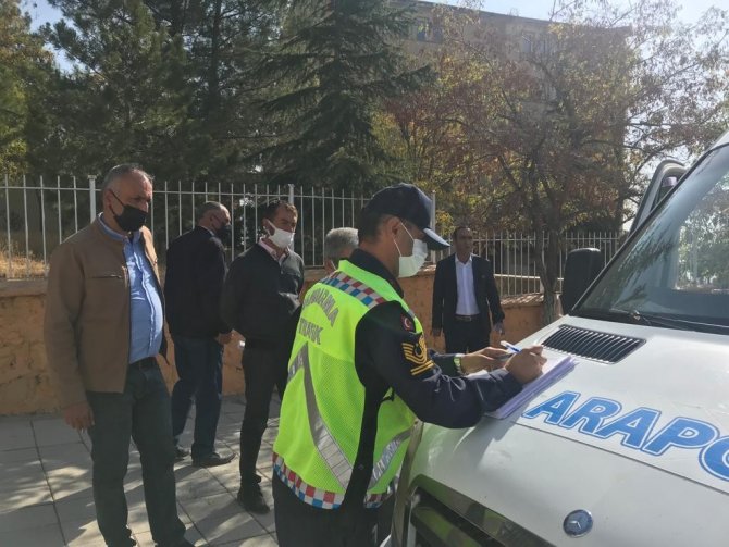 Okul Servis Sürücülerine Önce Eğitim Sonra Denetim