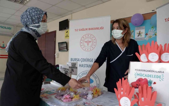 Kursiyerlerden Sağlık Personeline Organik Sabun