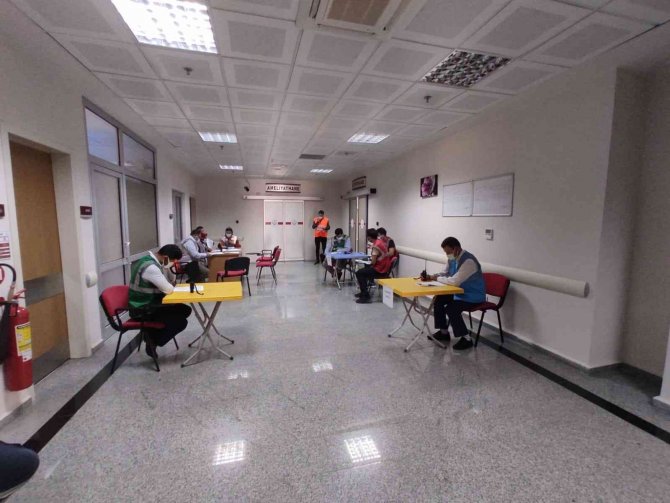 Hastanede Yangın Tatbikatı Gerçeğini Aratmadı