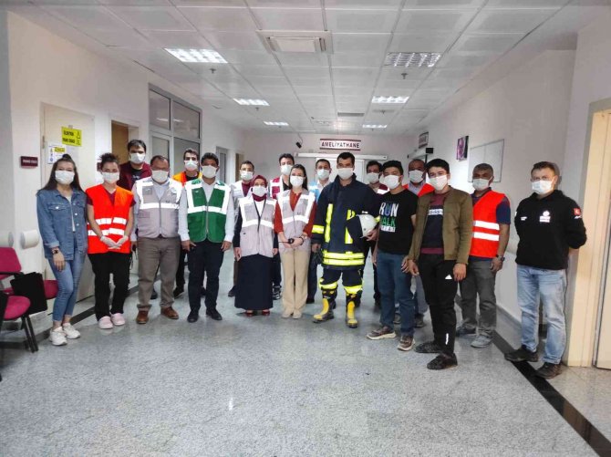 Hastanede Yangın Tatbikatı Gerçeğini Aratmadı