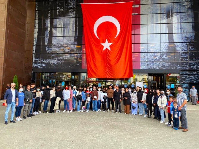Yeni Dönem Başladı Öğrenciler Sahaya İndi