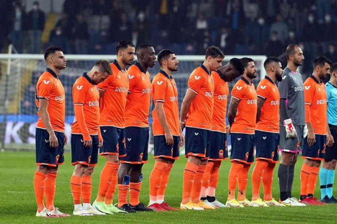 Süper Lig: Başakşehir: 0 - Beşiktaş: 0 (Maç Devam Ediyor)