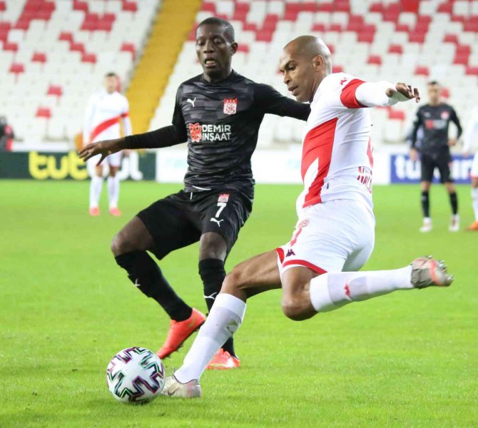 Sivasspor İle Antalyaspor 25. Randevuda