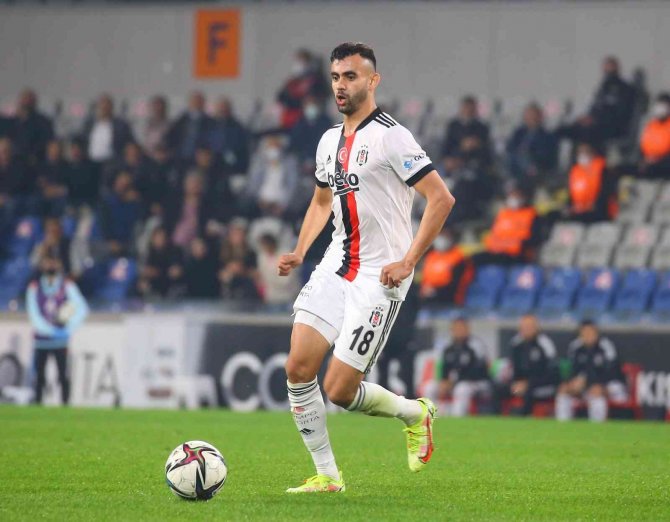 Süper Lig: Medipol Başakşehir: 1 - Beşiktaş: 0 (İ̇lk Yarı)