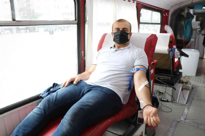 Samsun’da 5555 Kan Bağışı Kampanyası: 3500 Kan Bağışı Toplandı