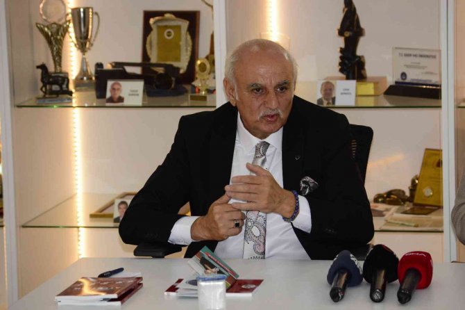 Necdet Ayaz Adaylıktan Çekildi