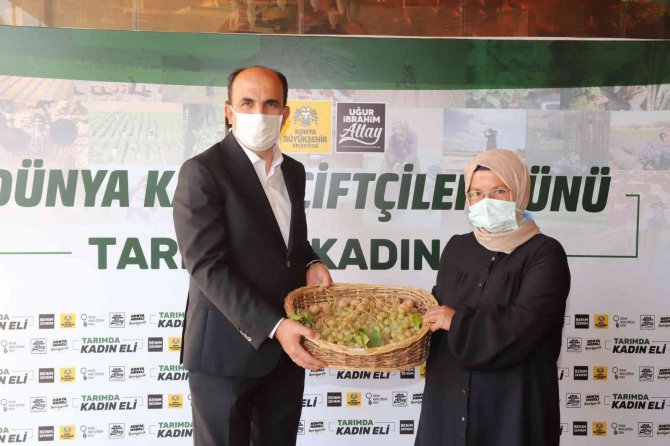 Başkan Altay Kadın Çiftçilerle Buluştu