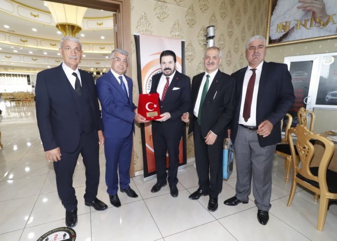 Başkan Sayan, Van’da Aşiret Liderleriyle Bir Araya Geldi