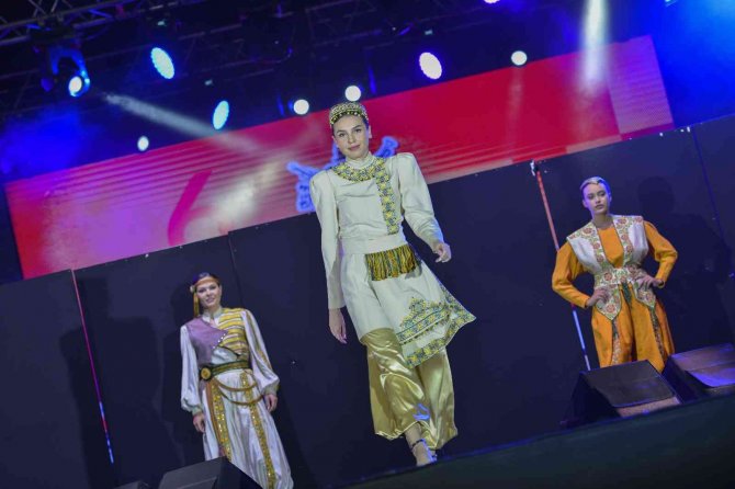 Festivalde İkinci Gün Sona Erdi