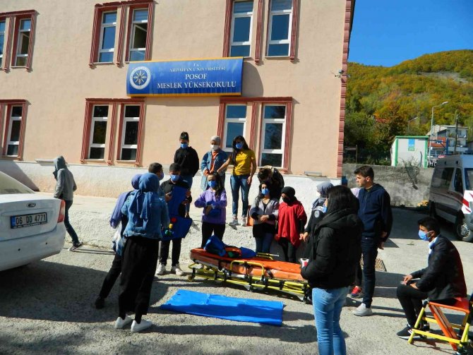 Posof Meslek Yüksek Okulunda Uygulamalı Eğitim