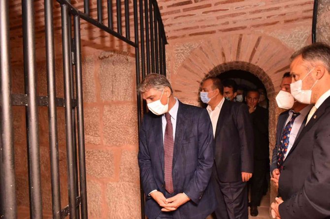 Bursa’nın 2300 Yıllık Zindanı Sanata Açıldı