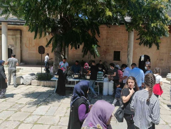 Asırlık Gelenek Devam Ediyor