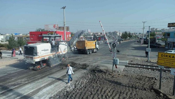 Elazığ Bulvarı-araştırma Hastanesi Bağlantı Yolu Yenileniyor