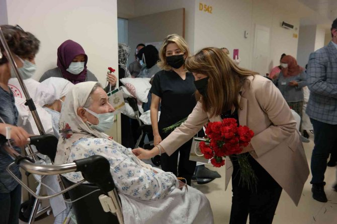 Eskişehir Şehir Hastanesinde Dünya Palyatif Bakım Günü Kutlandı